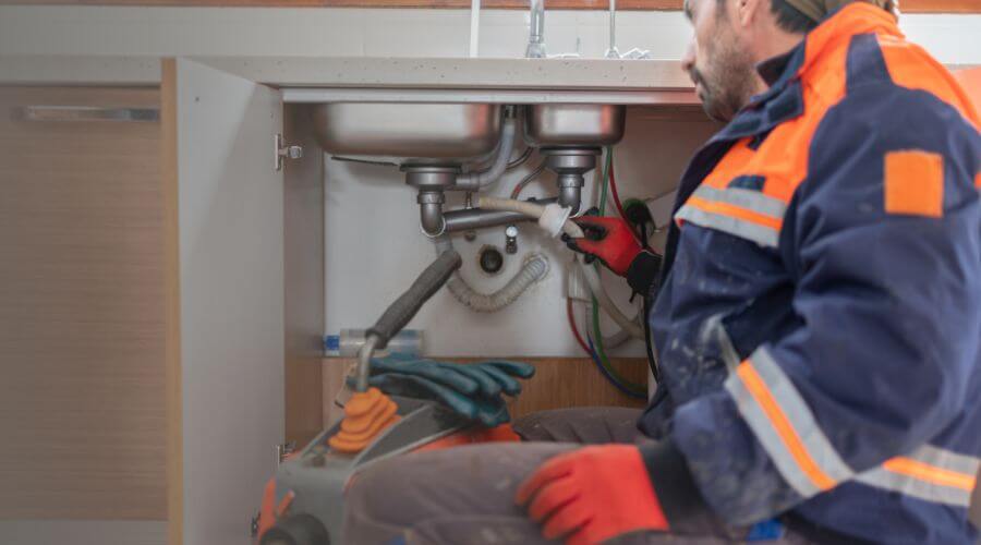 Professional slab leak plumber services in Laramie, WY